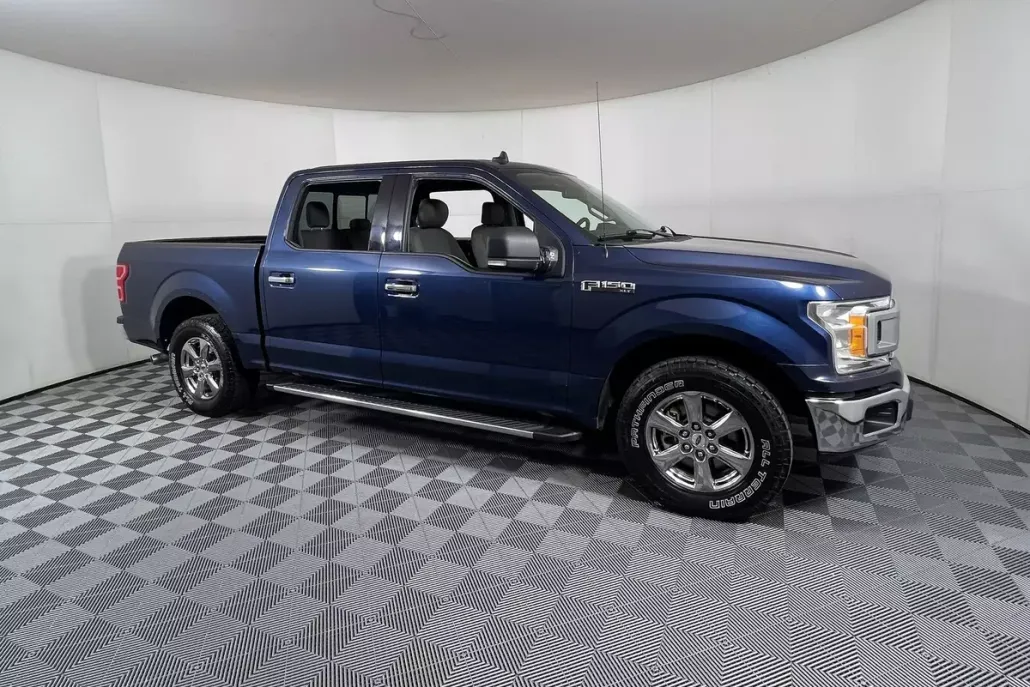 2020 Ford F-150 XLT photo 1
