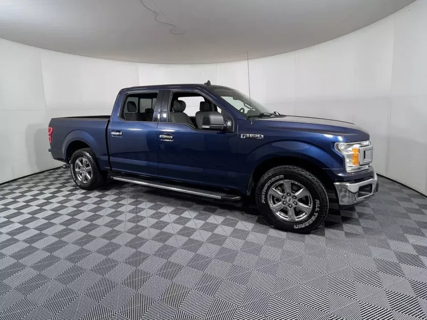 2020 Ford F-150 XLT photo 1