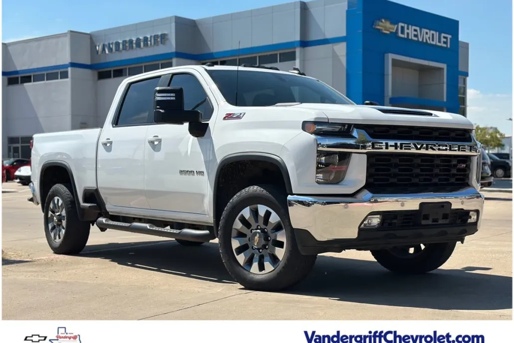 2023 Chevrolet Silverado 2500HD LT photo 1