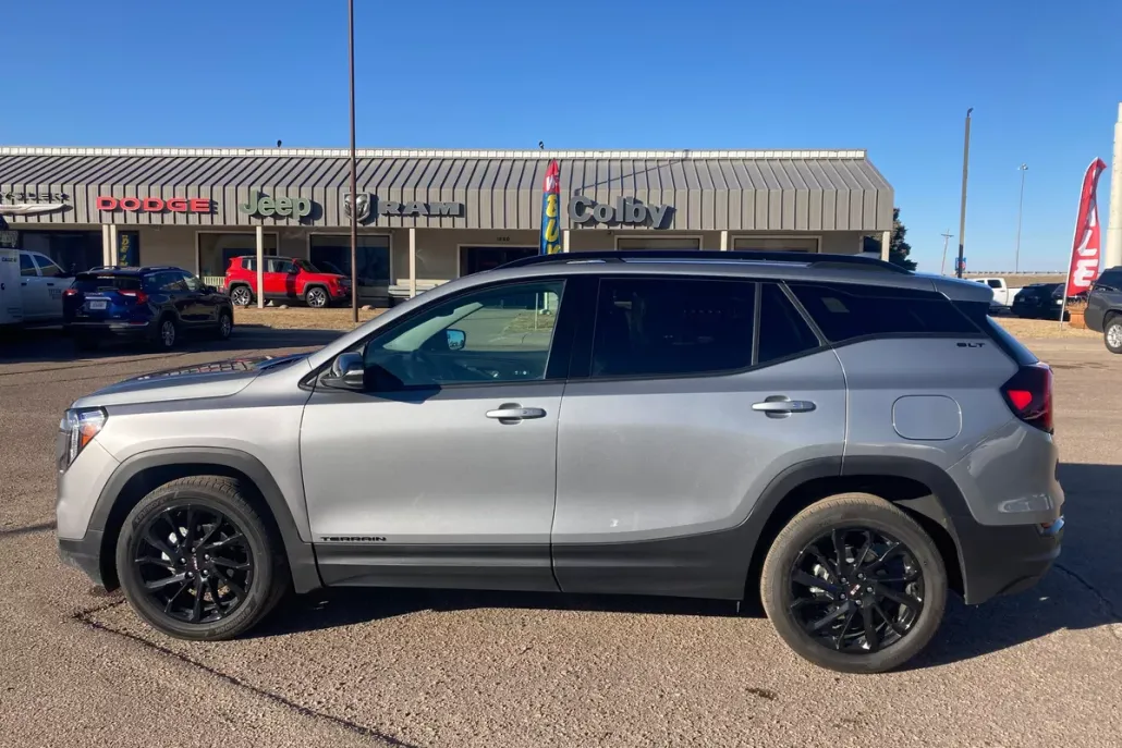 2024 Gmc Terrain SLT photo 1