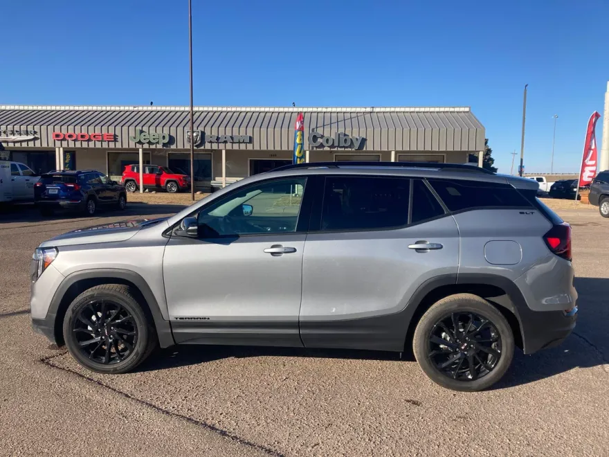 2024 Gmc Terrain SLT photo 1