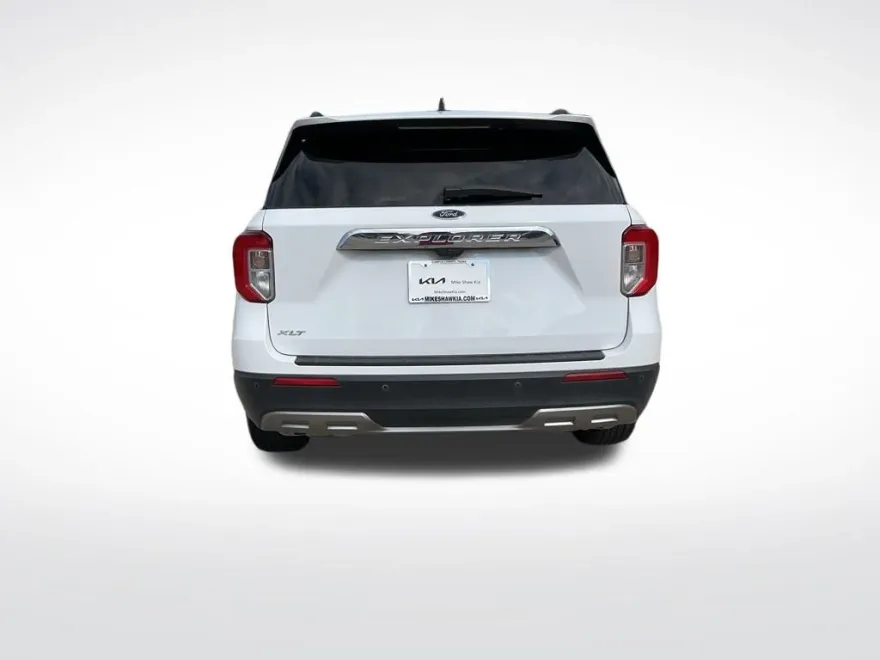 2022 Ford Explorer XLT photo 1