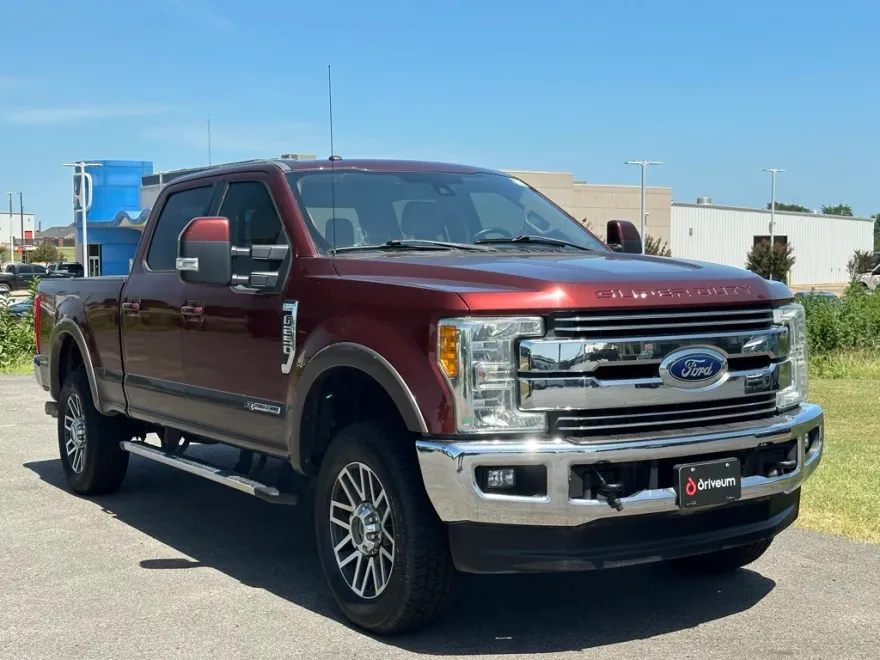 2017 Ford F-250 photo 1