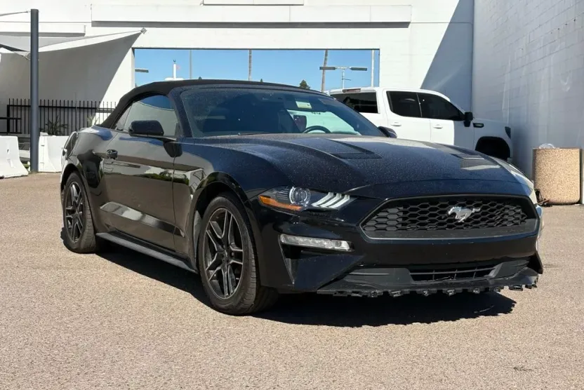 2021 Ford Mustang Convertible photo 1