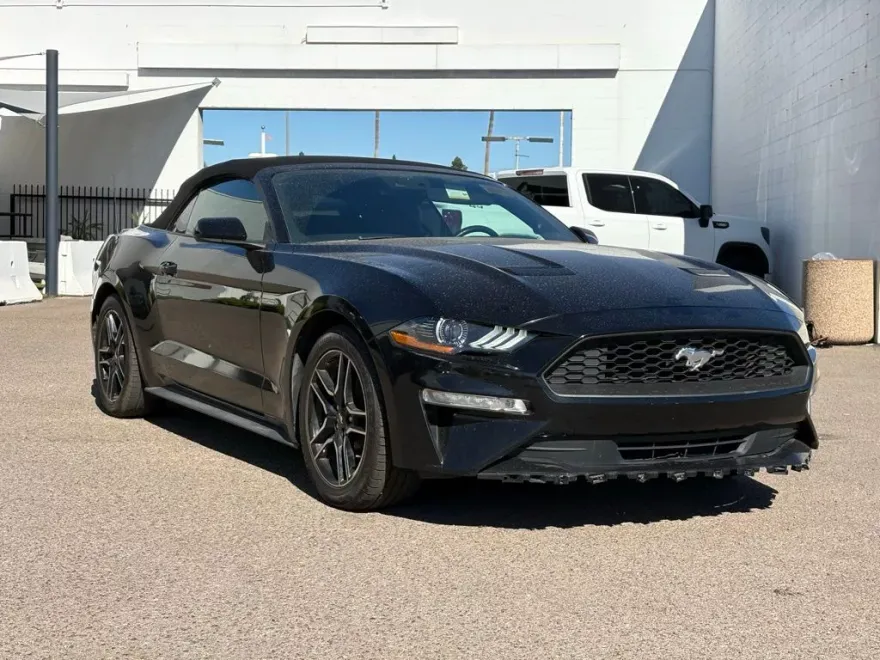 2021 Ford Mustang Convertible photo 1