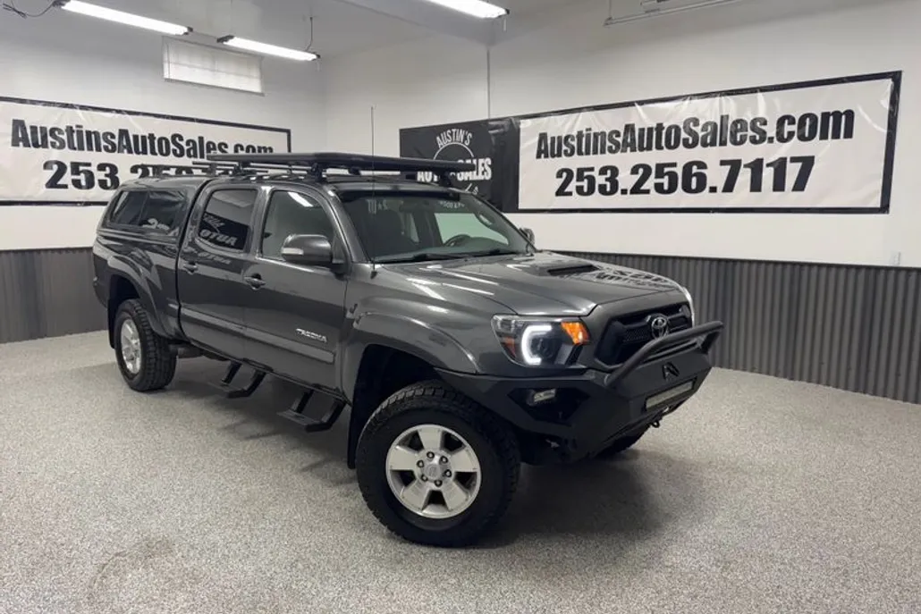 2014 Toyota Tacoma V6 photo 1