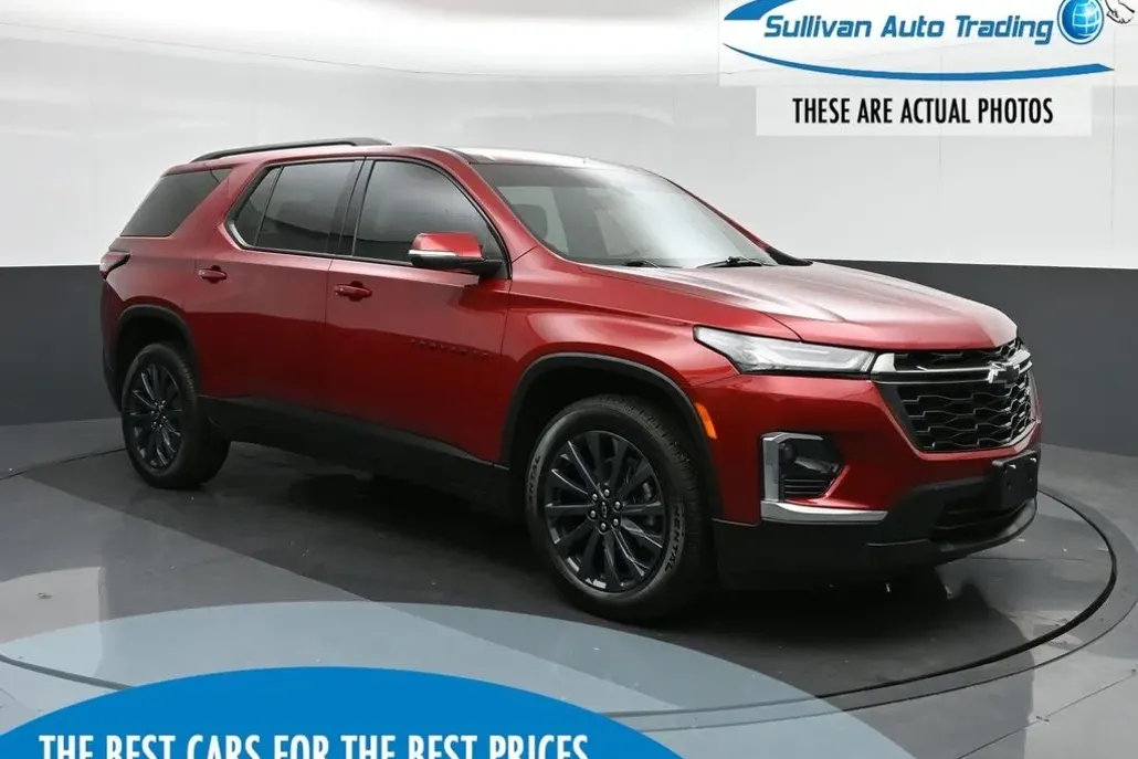 2023 Chevrolet Traverse RS photo 1