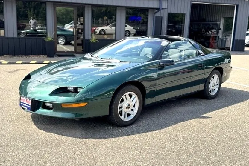 1994 Chevrolet Camaro Sport Coupe photo 1