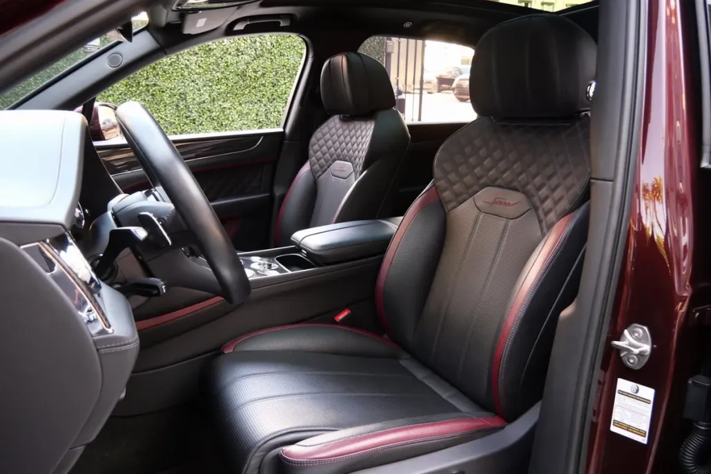2022 Bentley Bentayga Speed photo 1