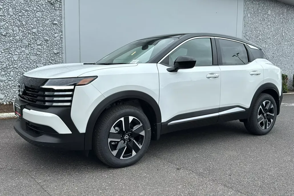2025 Nissan Rogue SV photo 1