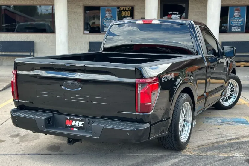 2025 Ford F-150 XL photo 1
