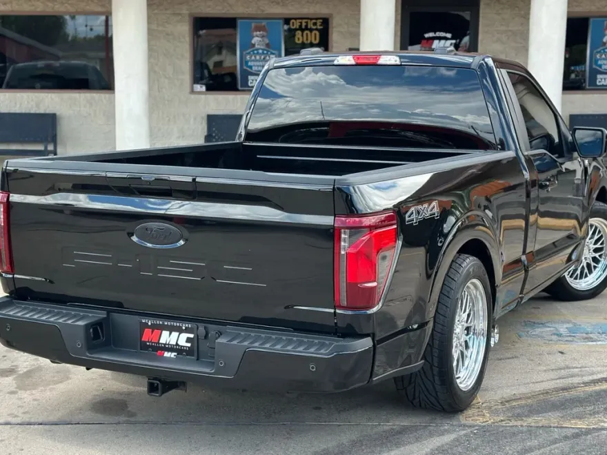 2025 Ford F-150 XL photo 1