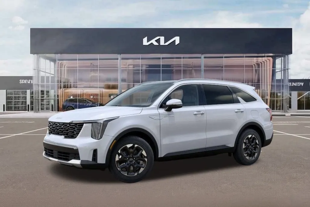 2025 Kia Sorento S photo 1