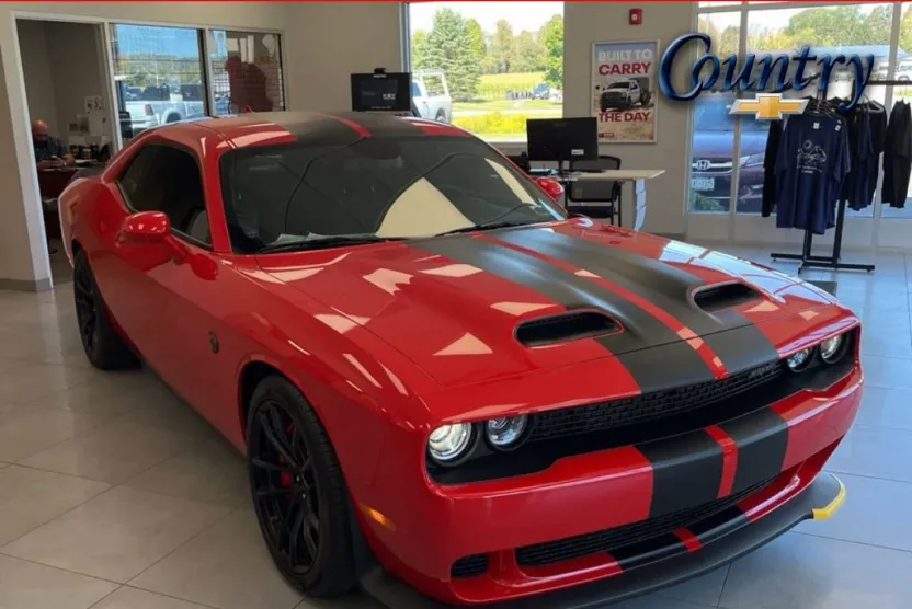 2023 Dodge Challenger SRT8 Hellcat photo 1