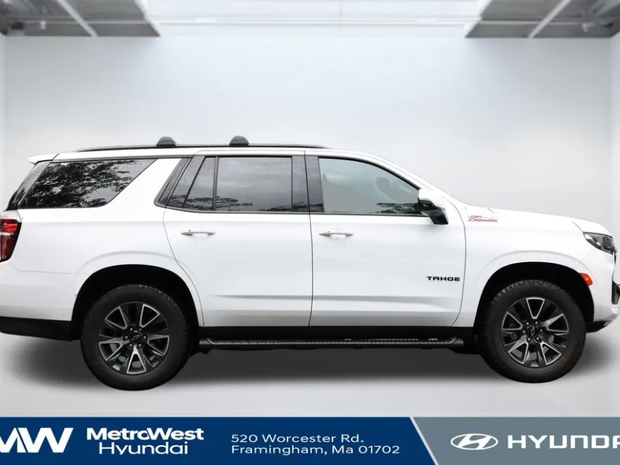 2022 Chevrolet Tahoe Z71 photo 1