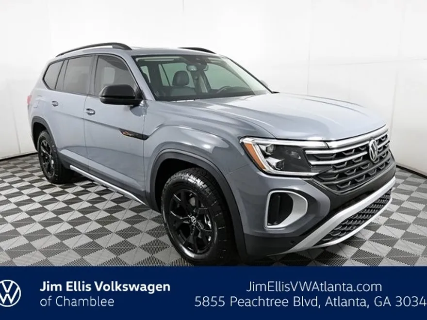 2025 Volkswagen Atlas Peak Edition SE photo 1