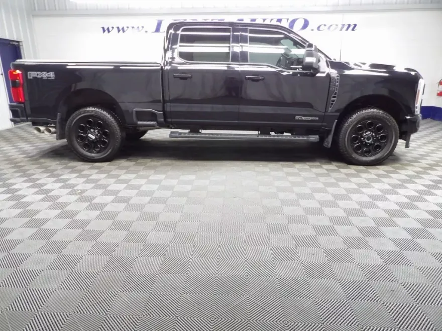 2024 Ford F-250 photo 1