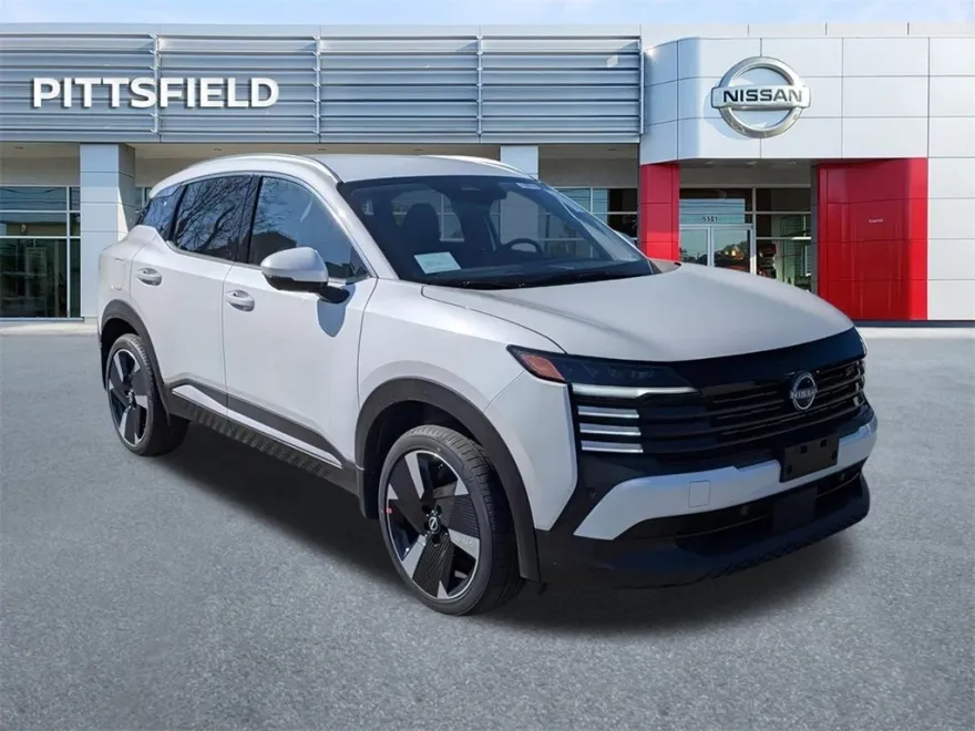 2025 Nissan Kicks SR photo 1