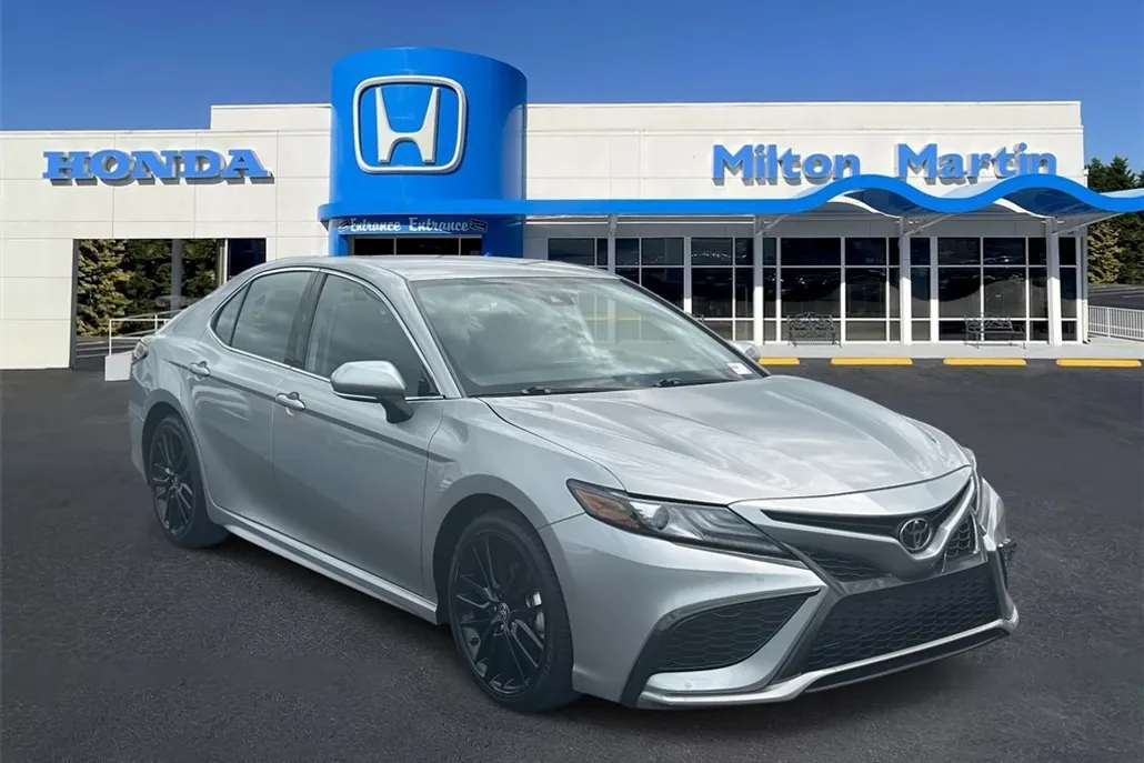2024 Toyota Camry XSE photo 1