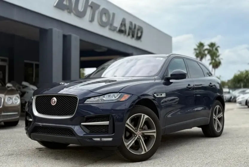 2018 Jaguar F-PACE R-Sport photo 1