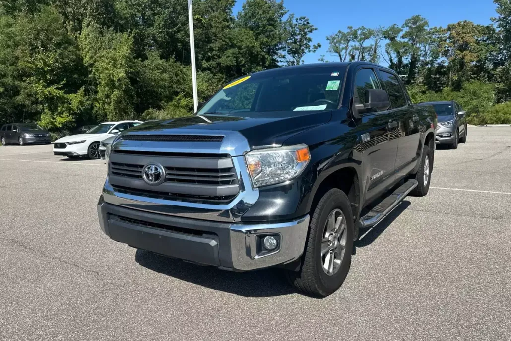 2014 Toyota Tundra SR5 photo 1