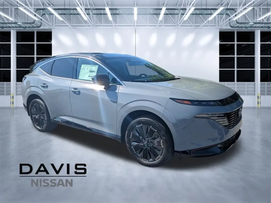2025 Nissan Murano Platinum photo 1