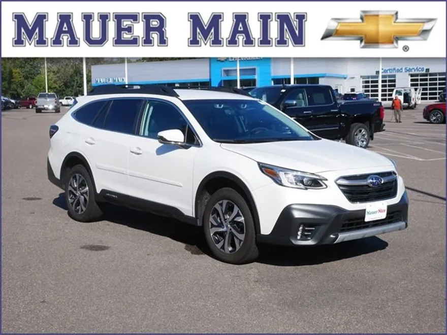2022 Subaru Outback Limited photo 1