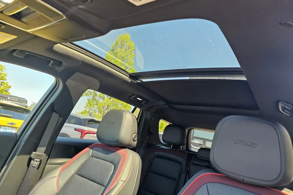 2025 Chevrolet Equinox RS photo 1