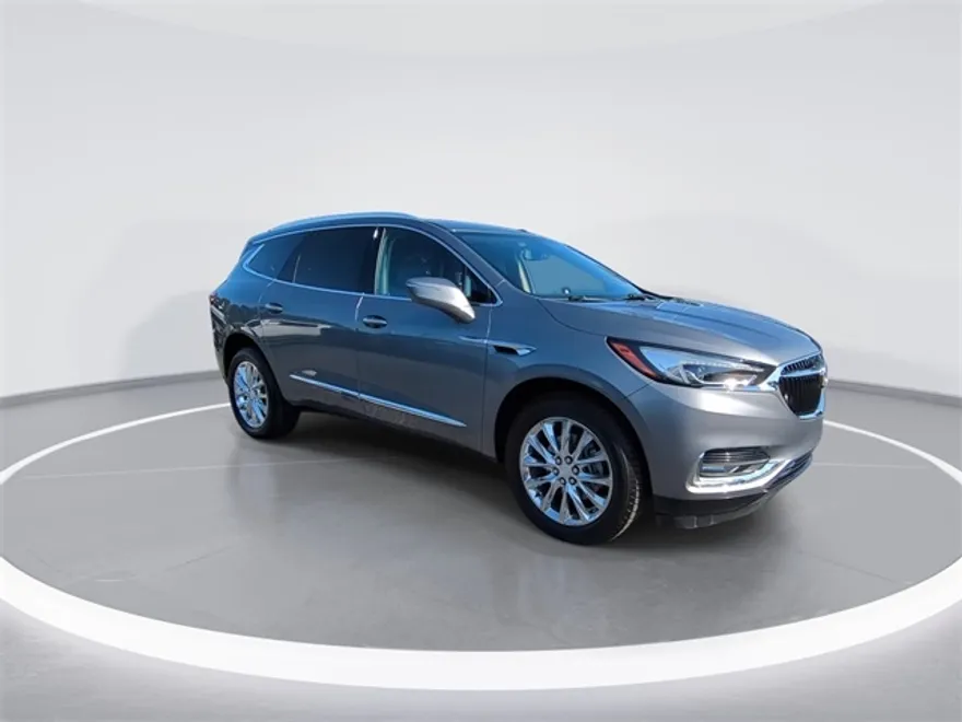 2018 Buick Enclave Essence photo 1