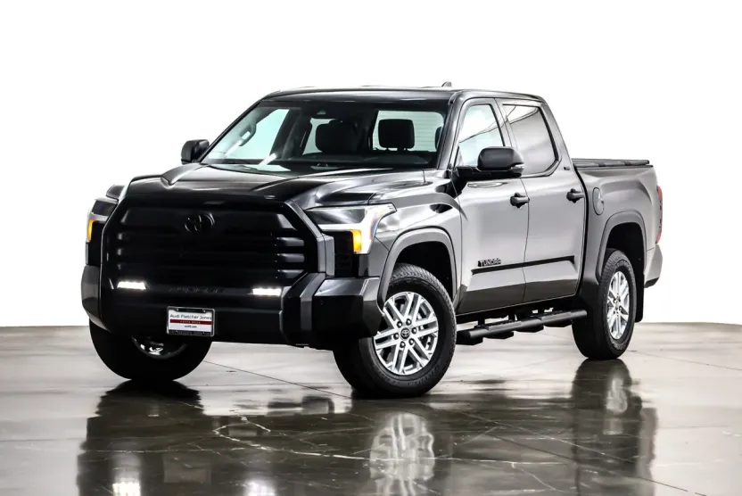 2024 Toyota Tundra SR5 CrewMax photo 1