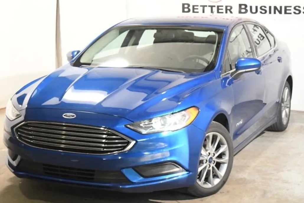 2017 Ford Fusion Hybrid S photo 1