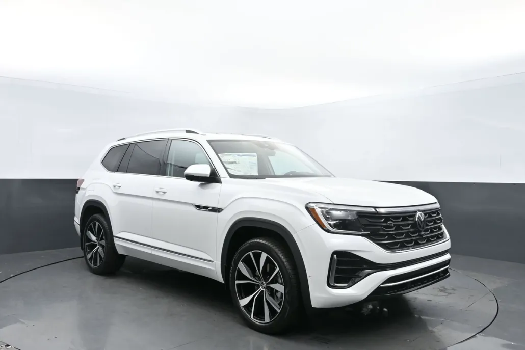 2025 Volkswagen Atlas SEL Premium R-Line photo 1