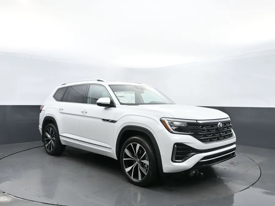 2025 Volkswagen Atlas SEL Premium R-Line photo 1