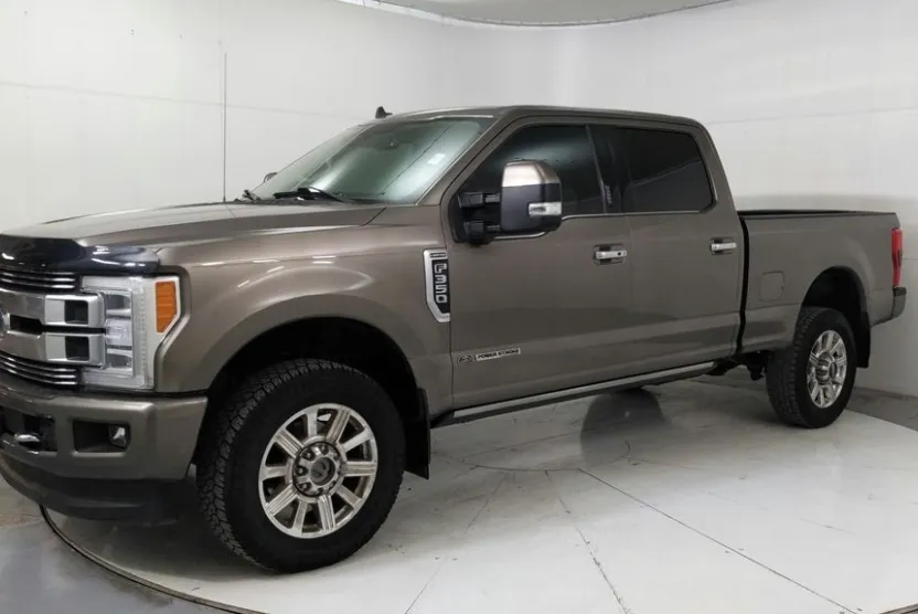 2019 Ford F-350 Limited photo 1