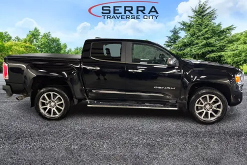 2021 Gmc Canyon Denali photo 2