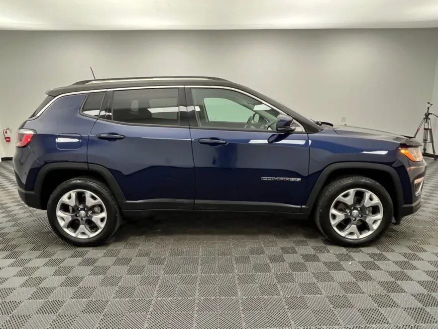 2021 Jeep Compass Limited photo 1