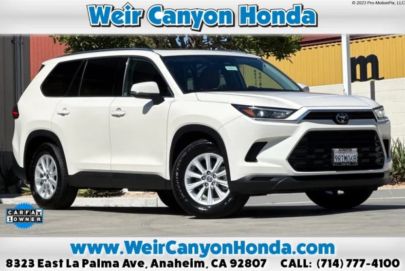 2024 Toyota Grand Highlander XLE photo 1