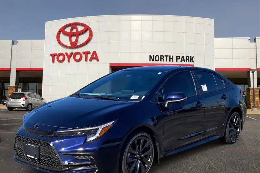 2026 Toyota Corolla SE photo 1