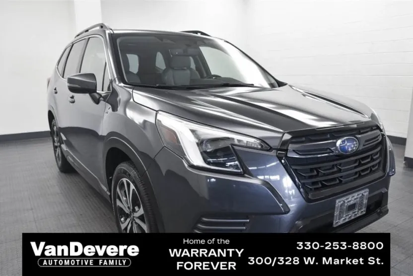 2023 Subaru Forester Limited photo 1