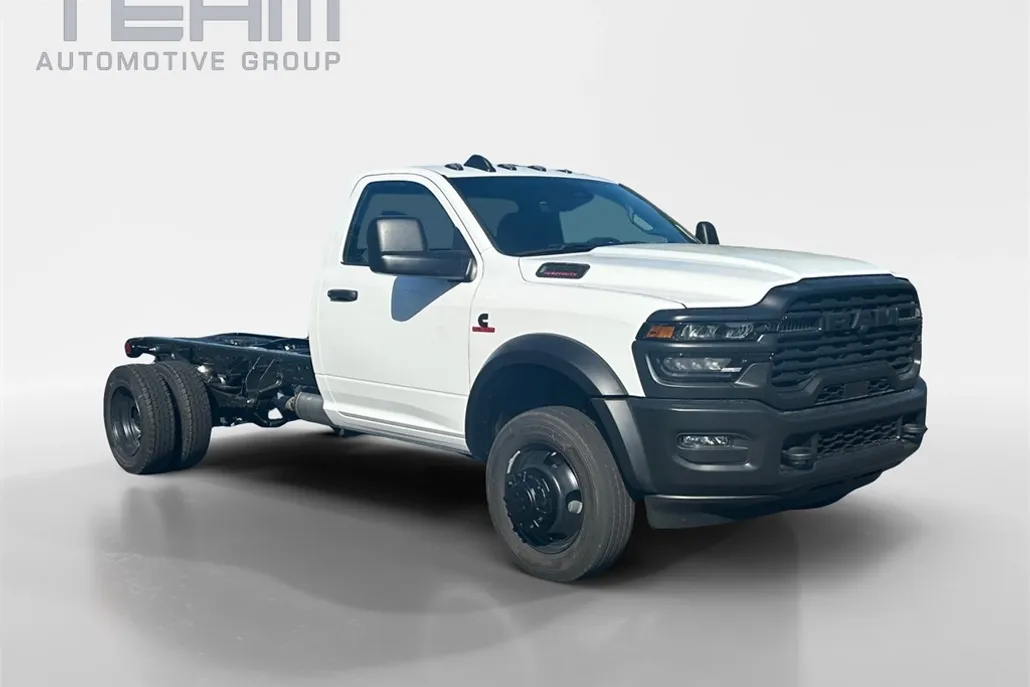 2025 Ram 4500 Tradesman photo 1
