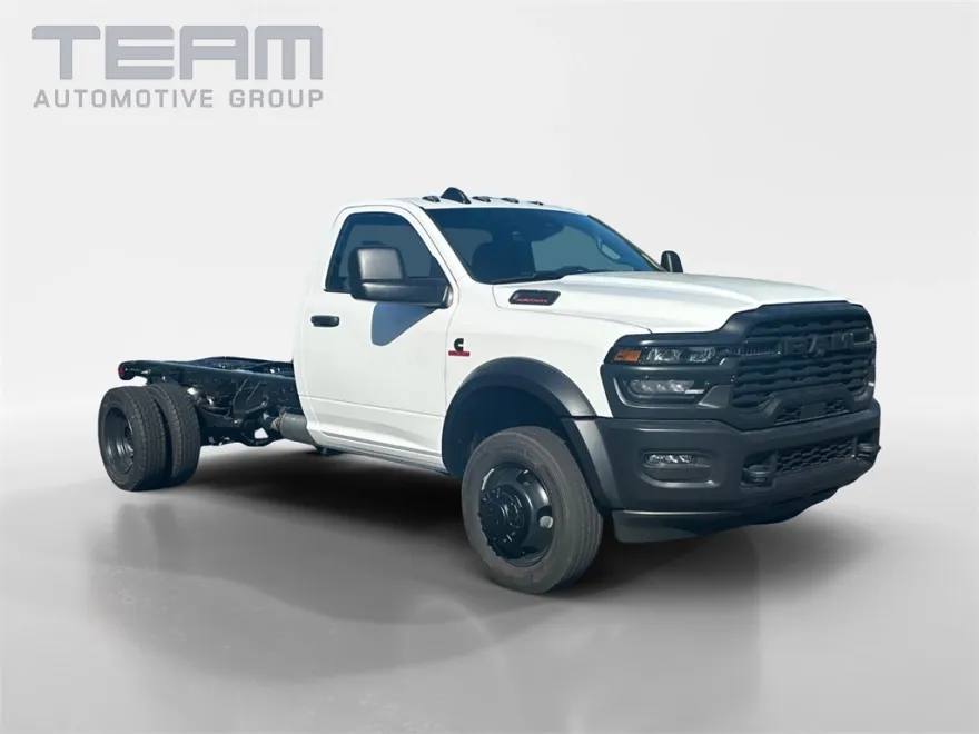 2025 Ram 4500 Tradesman photo 1