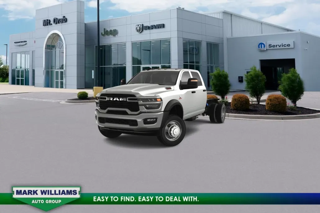 2025 Ram 5500 Tradesman photo 1