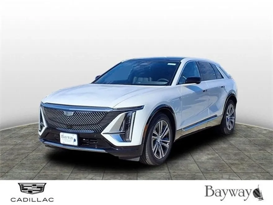 2025 Cadillac Lyriq Luxury photo 1