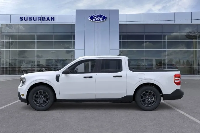 2025 Ford Maverick XLT photo 1