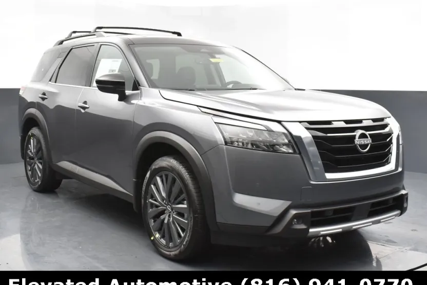 2025 Nissan Pathfinder SL photo 1