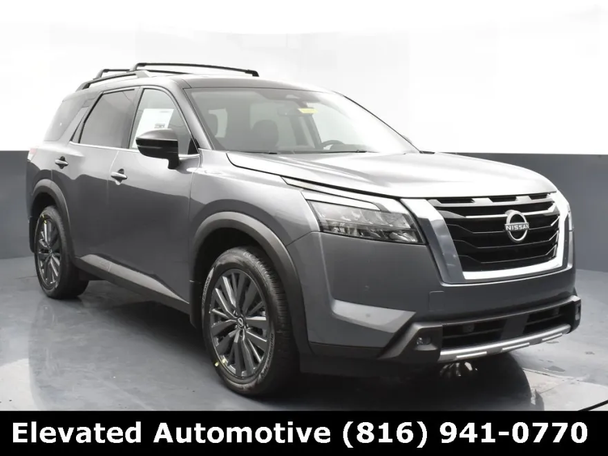 2025 Nissan Pathfinder SL photo 1