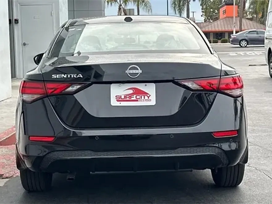 2025 Nissan Sentra SV photo 1