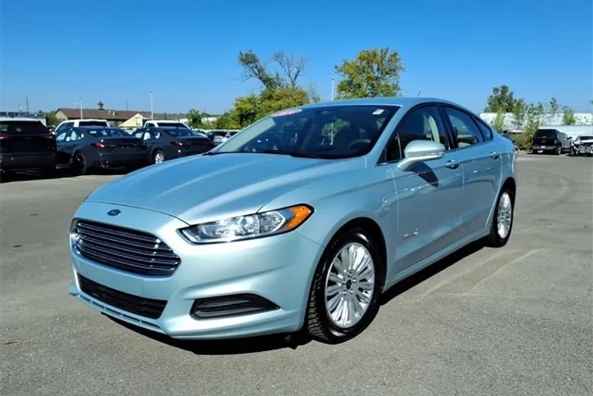 2014 Ford Fusion SE Hybrid photo 1