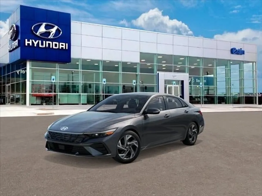 2025 Hyundai Elantra Limited photo 1