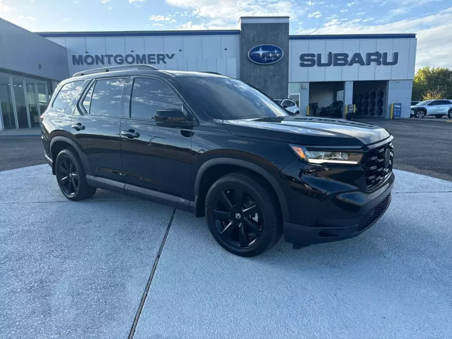 2025 Honda Pilot Black Edition photo 1